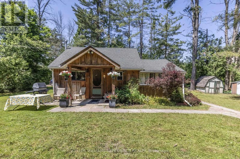 10 Simcoe Road, Oro-Medonte, Ontario, L0L2E0, Oro-Medonte, Ontario — photo 1 of 5