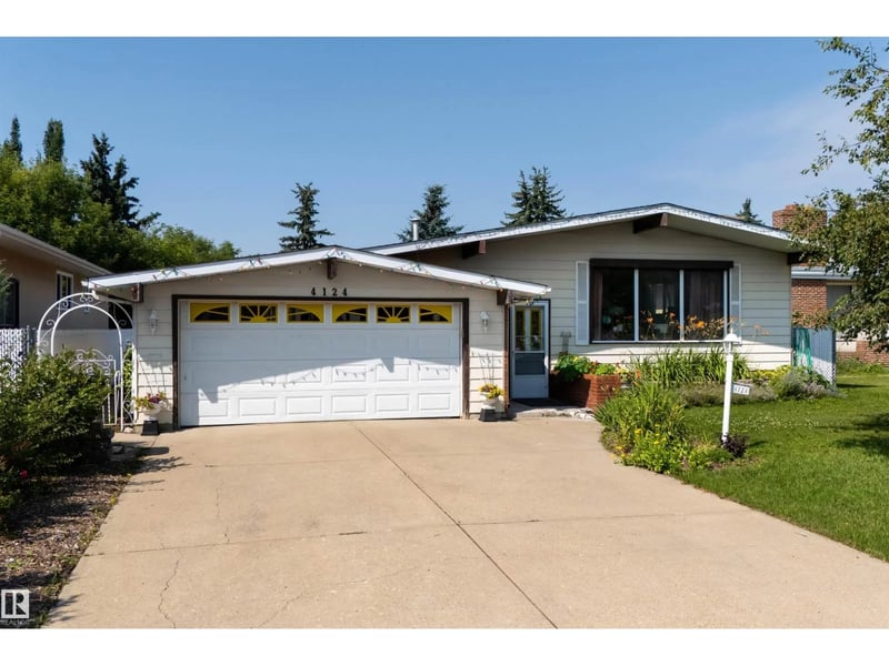 4124 110 ST NW, Edmonton, Alberta, T6J2T5, Edmonton, Alberta — photo 1 of 5