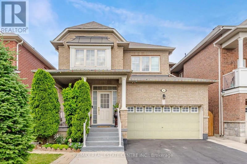 16 Gamson Crescent, Brampton (Sandringham-Wellington), Ontario, L6R0V8, Brampton (Sandringham-Wellington), Ontario — photo 1 of 5