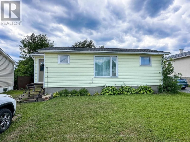 25 Sixth Street, Red Lake (TB-701), Ontario, P0V1C0, Red Lake (TB-701), Ontario — photo 1 of 5