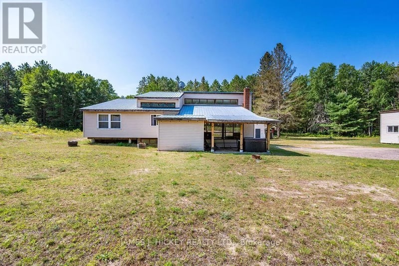 39869 Highway 17 Highway, Head, Clara and Maria, Ontario, K0J2K0, Head, Clara and Maria, Ontario — photo 1 of 5