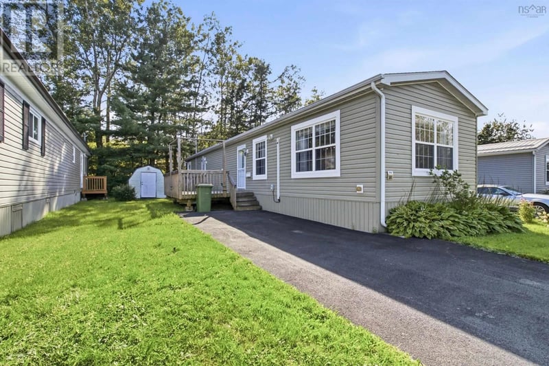 20 Century Street, Middle Sackville, Nova Scotia, B4E1C5, Middle Sackville, Nova Scotia — photo 1 of 5