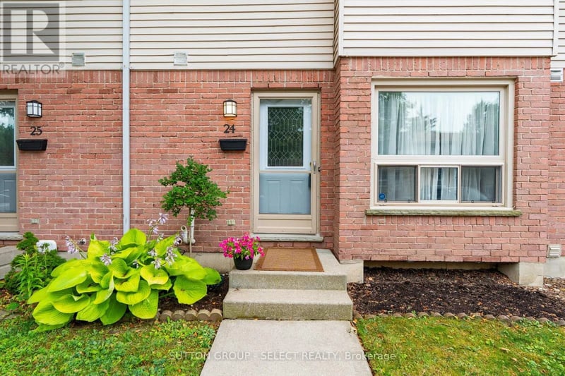 #24 75 Ansondale Road, London South (South Q), Ontario, N6C5W3, London South (South Q), Ontario — photo 1 of 5