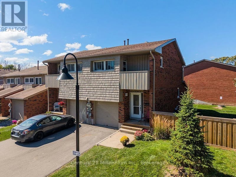 541 Tenth Street, Collingwood, Ontario, L9Y4K6, Collingwood, Ontario — photo 1 of 5