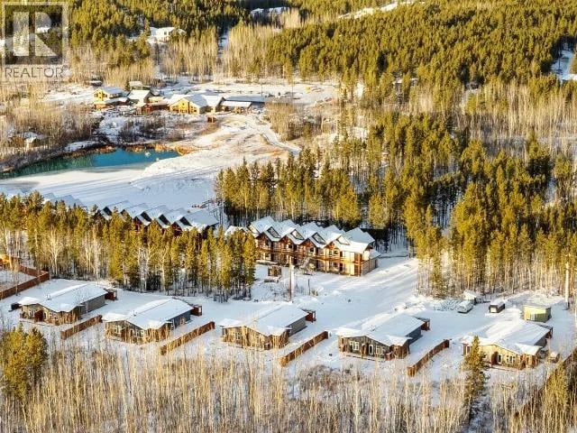 31 TAKHINI MEADOWS DRIVE, Whitehorse North, Yukon, Y1A7A2, Whitehorse North, Yukon — photo 1 of 5