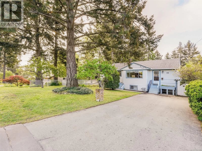 361 Cotlow Road, Colwood, British Columbia, V9C2E9, Colwood, British Columbia — photo 1 of 5