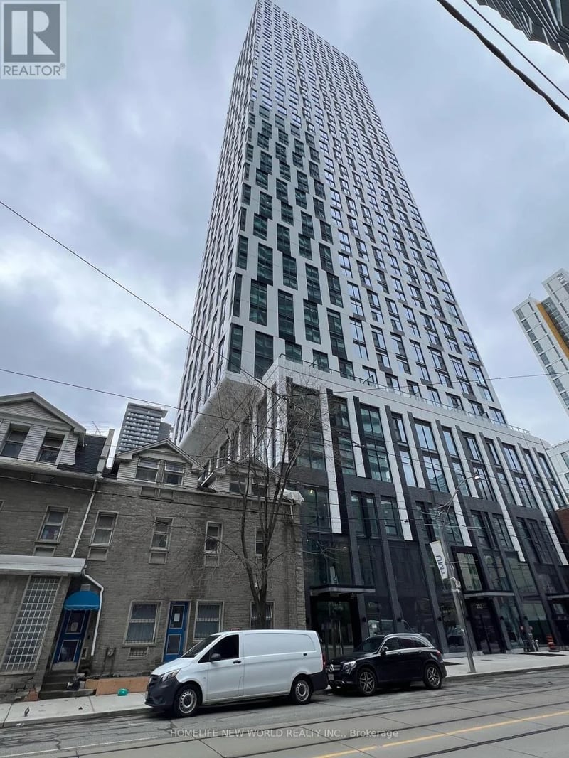 #807 252 Church Street, Toronto (Church-Yonge Corridor), Ontario, M5B0E6, Toronto (Church-Yonge Corridor), Ontario — photo 1 of 5