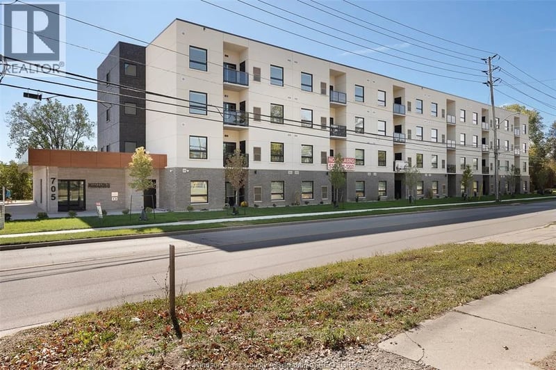 #206 705 GRAND MARAIS, Windsor, Ontario, N8X3H8, Windsor, Ontario — photo 1 of 5