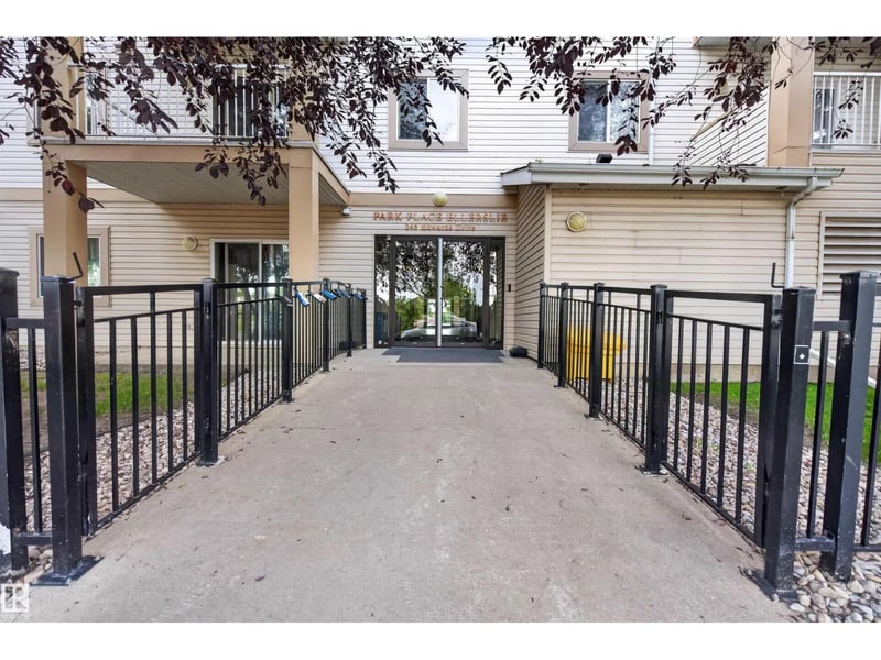 #221 245 EDWARDS DR SW, Edmonton, Alberta, T6X1J9, Edmonton, Alberta — photo 1 of 5