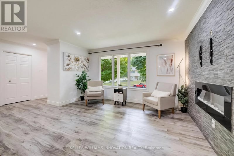 85 Foxhunt Road, Waterloo, Ontario, N2K2R8, Waterloo, Ontario — photo 1 of 5