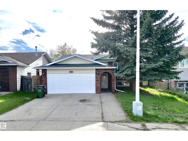 4928 31 AV NW, Edmonton, Alberta, T6L5H6, Edmonton, Alberta — photo 1 of 5