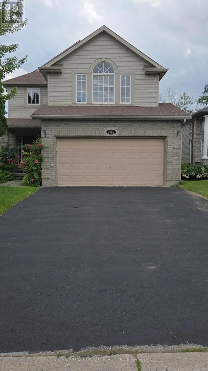 742 Marigold Street, London North (North C), Ontario, N5X4J3, London North (North C), Ontario — photo 1 of 5
