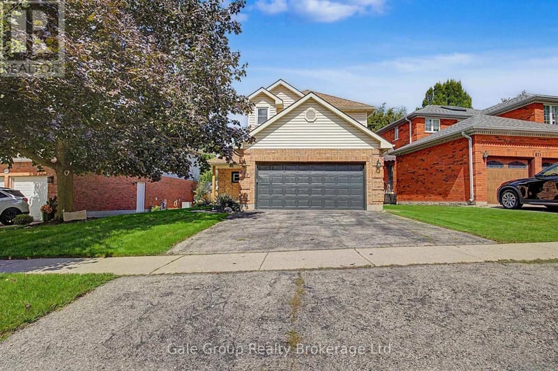 667 Springbank Avenue North, Woodstock (Woodstock - North), Ontario, N4T1E3, Woodstock (Woodstock - North), Ontario — photo 1 of 5