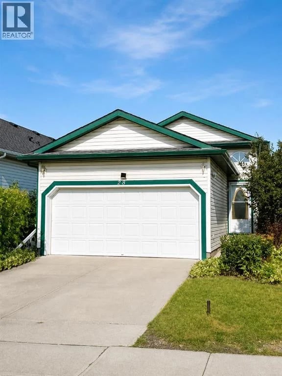 23 San Diego Manor Northeast, Calgary, Alberta, T1Y7B6, Calgary, Alberta — photo 1 of 5