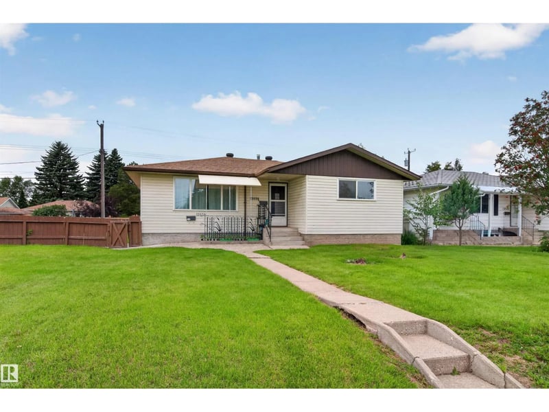 13536 119 ST NW, Edmonton, Alberta, T5E5N2, Edmonton, Alberta — photo 1 of 5