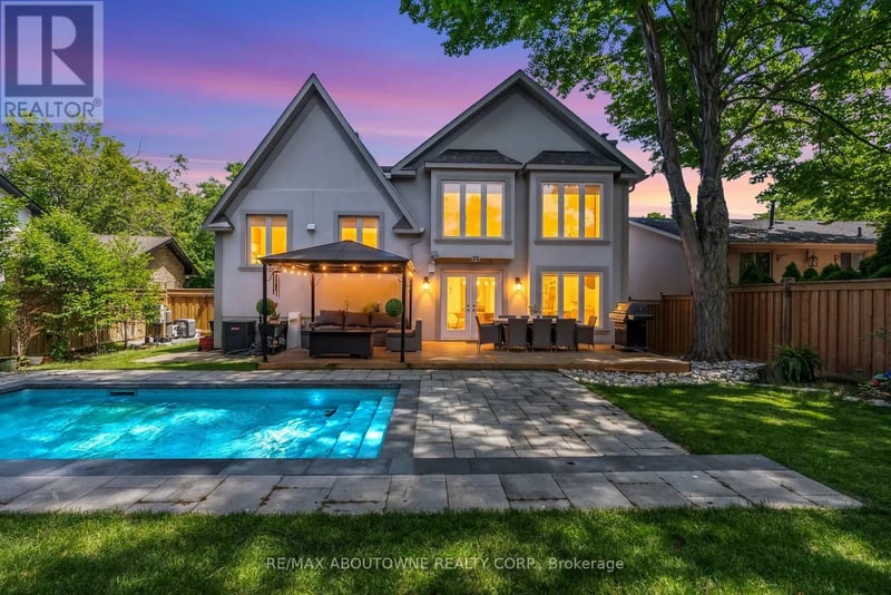 428 Brookmill Road, Oakville (FD Ford), Ontario, L6J5K5, Oakville (FD Ford), Ontario — photo 1 of 5
