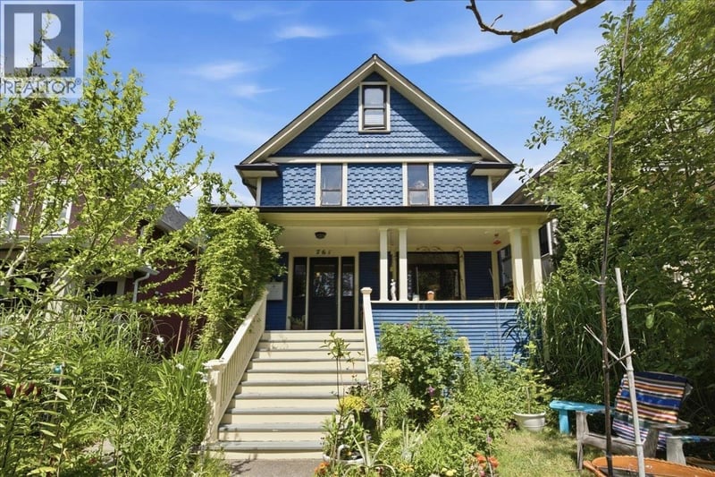 761 15TH Avenue, Vancouver, British Columbia, V5T2R8, Vancouver, British Columbia — photo 1 of 5