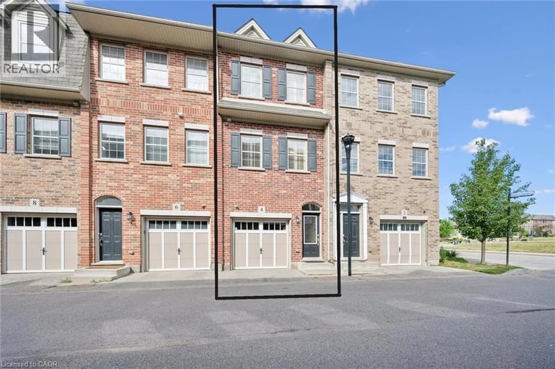 4 CHELTENHAM Mews, Kitchener, Ontario, N2H0B2, Kitchener, Ontario — photo 1 of 5