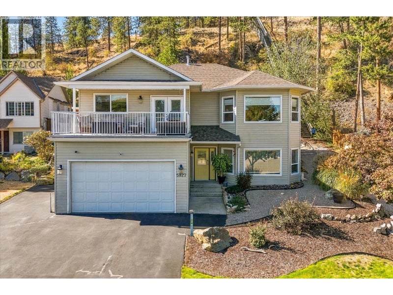 5827 Victoria Street, Peachland, British Columbia, V0H1X4, Peachland, British Columbia — photo 1 of 5