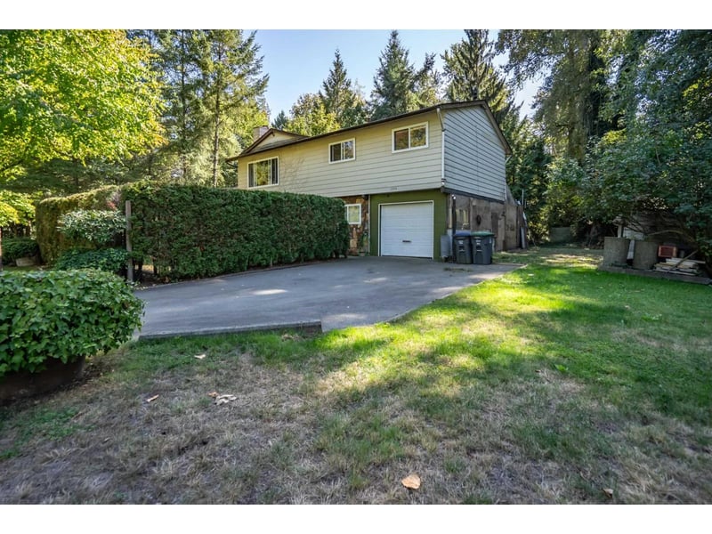 13314 114 Avenue, Surrey, British Columbia, V3R2L3, Surrey, British Columbia — photo 1 of 5
