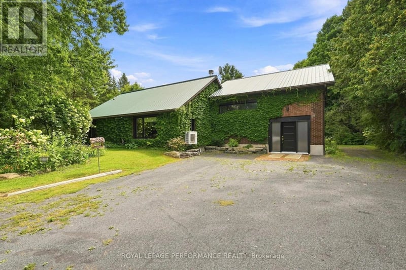 5554 County 10 Road, The Nation, Ontario, K0B1G0, The Nation, Ontario — photo 1 of 5