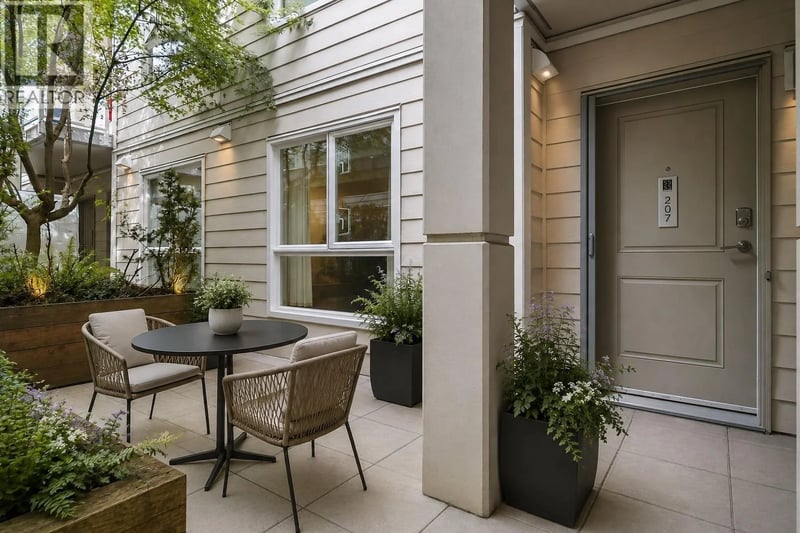 #207 5555 DUNBAR Street, Vancouver, British Columbia, V6N1W5, Vancouver, British Columbia — photo 1 of 5