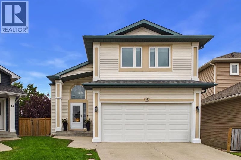 16 Big Springs Mews Southeast, Airdrie, Alberta, T4A1H3, Airdrie, Alberta — photo 1 of 5