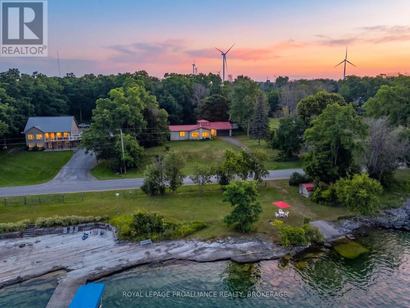1039 Highway 96, Frontenac Islands (Wolfe Island), Ontario, K0H2Y0, Frontenac Islands (Wolfe Island), Ontario — photo 1 of 5