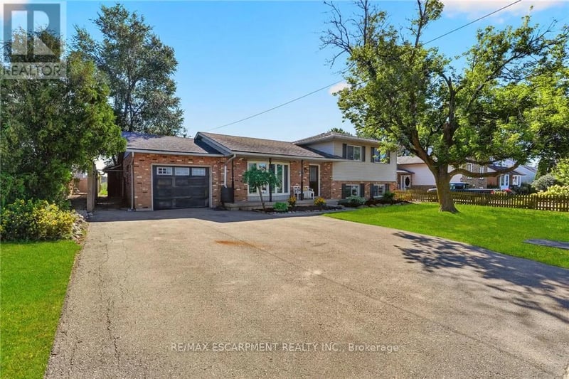 356 Station Street, West Lincoln (Smithville), Ontario, L0R2A0, West Lincoln (Smithville), Ontario — photo 1 of 5
