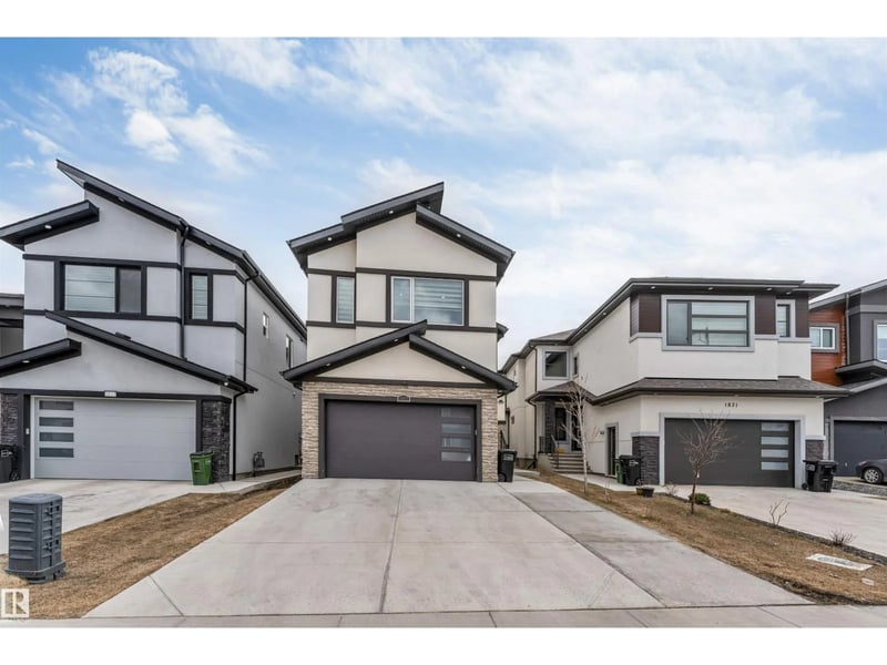 1827 17 AV NW, Edmonton, Alberta, T6T2N1, Edmonton, Alberta — photo 1 of 5