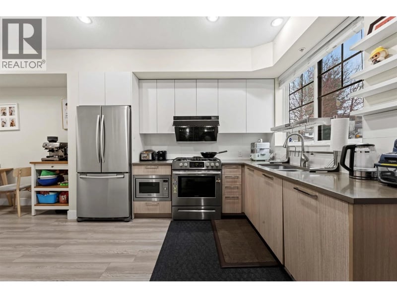 #7 5132 CANADA Way, Burnaby, British Columbia, V5E0C3, Burnaby, British Columbia — photo 1 of 5