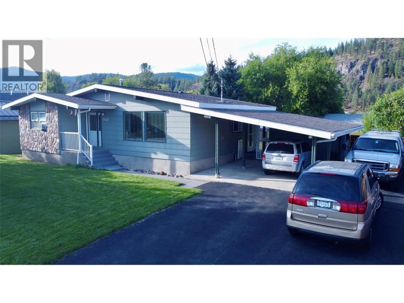 1623 Landsdowne Crescent, Grand Forks, British Columbia, V0H1H0, Grand Forks, British Columbia — photo 1 of 5