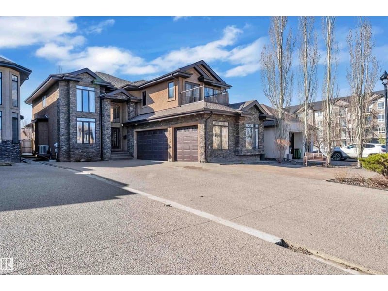 10915 175 AV NW, Edmonton, Alberta, T5X0B7, Edmonton, Alberta — photo 1 of 5
