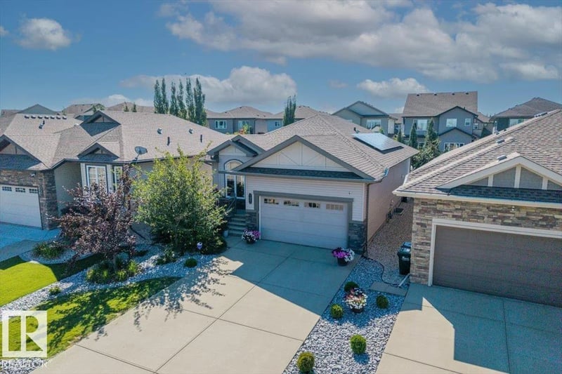 705 Saffron PT, Sherwood Park, Alberta, T8H0V1, Sherwood Park, Alberta — photo 1 of 5