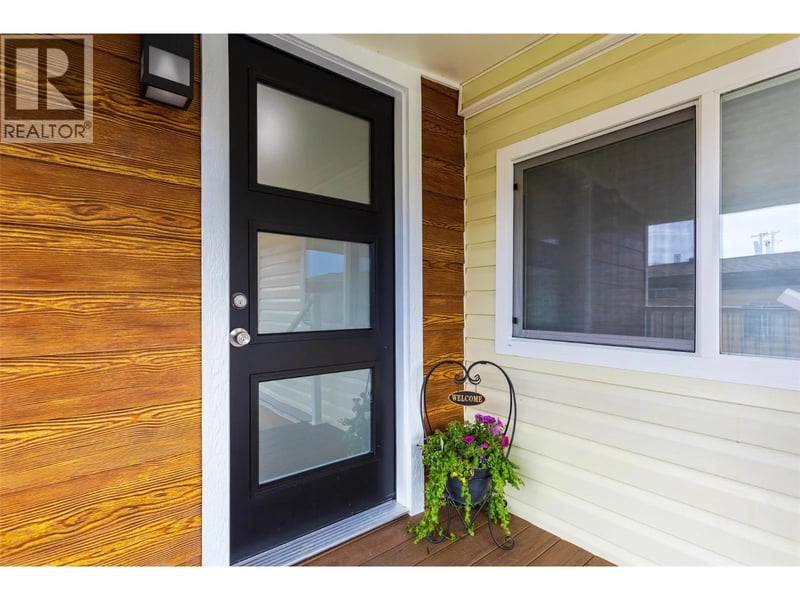 #10 3535 McCulloch Road, Kelowna, British Columbia, V1W4R8, Kelowna, British Columbia — photo 1 of 5
