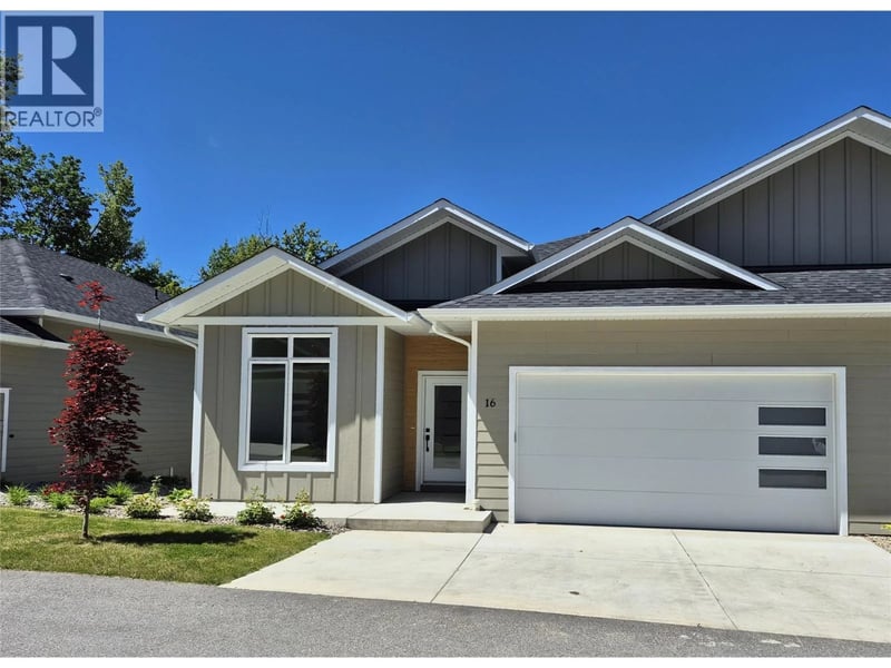 #1 231 20 Street Northeast, Salmon Arm, British Columbia, V1E2Z7, Salmon Arm, British Columbia — photo 1 of 5