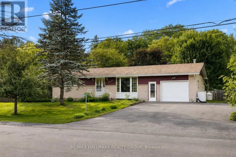 5881 Piperville Road, Ottawa, Ontario, K0A1K0, Ottawa, Ontario — photo 1 of 5