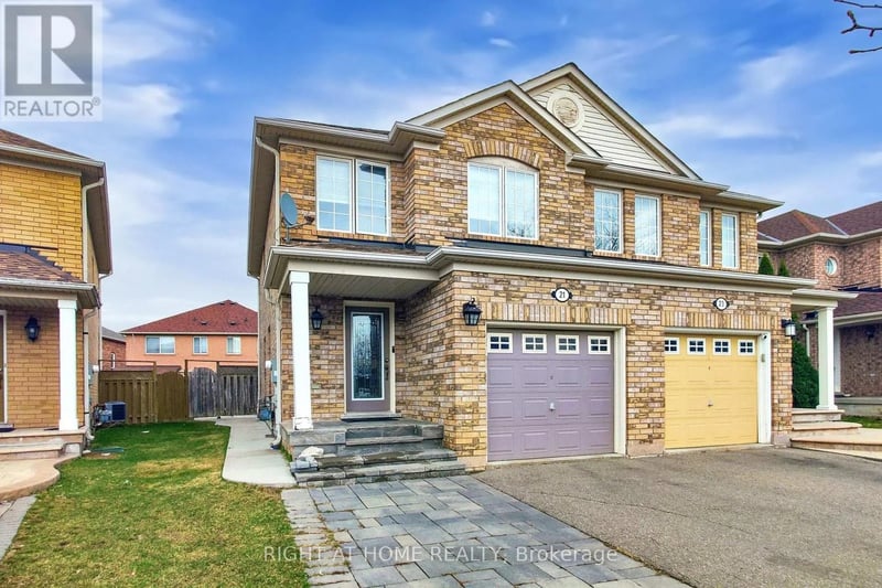 21 Dunlop Court, Brampton (Fletcher's Meadow), Ontario, L6X4Z8, Brampton (Fletcher's Meadow), Ontario — photo 1 of 5