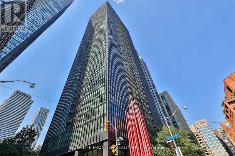 #1803 110 Charles Street East, Toronto (Church-Yonge Corridor), Ontario, M4Y1T5, Toronto (Church-Yonge Corridor), Ontario — photo 1 of 5
