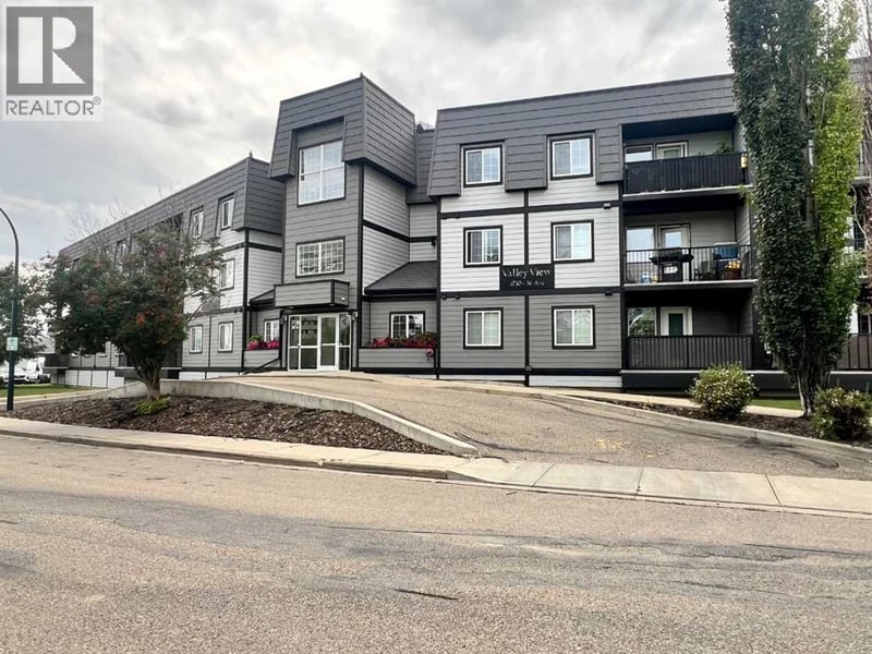3730 50 Avenue, Red Deer, Alberta, T4N3Y8, Red Deer, Alberta — photo 1 of 5