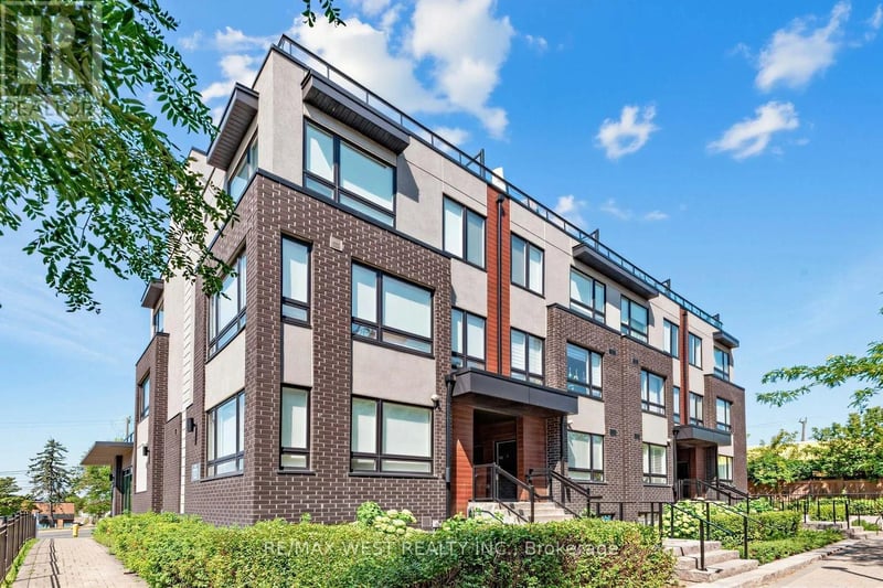 #303 1150 Briar Hill Avenue, Toronto (Briar Hill-Belgravia), Ontario, M6B0A9, Toronto (Briar Hill-Belgravia), Ontario — photo 1 of 5