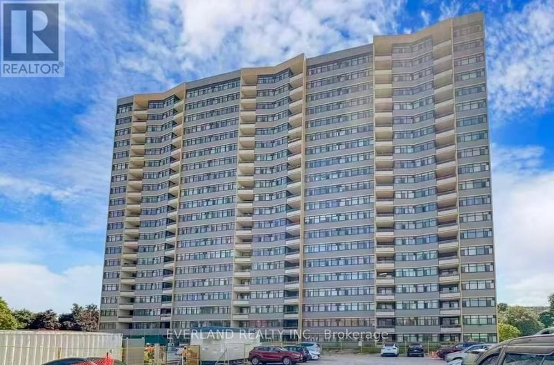 #303 2050 Bridletowne Circle, Toronto (L'Amoreaux), Ontario, M1W2V5, Toronto (L'Amoreaux), Ontario — photo 1 of 5