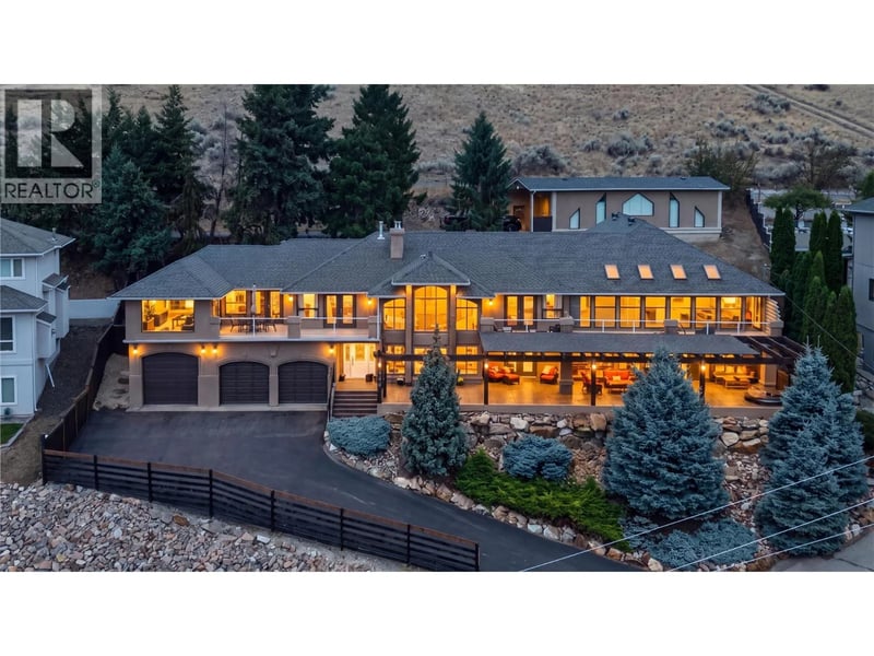 7959 Tronson Road, Vernon, British Columbia, V1T6L7, Vernon, British Columbia — photo 1 of 5