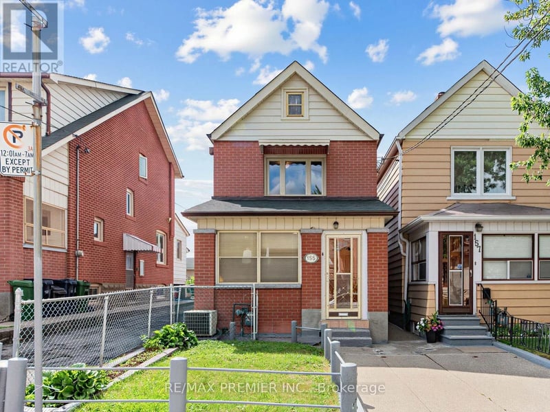 155 Ascot Avenue, Toronto (Corso Italia-Davenport), Ontario, M6E1G5, Toronto (Corso Italia-Davenport), Ontario — photo 1 of 5