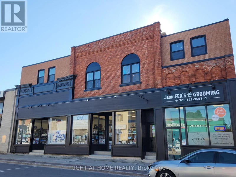 #202 9 Queen Street West, Springwater (Elmvale), Ontario, L0L1P0, Springwater (Elmvale), Ontario — photo 1 of 5