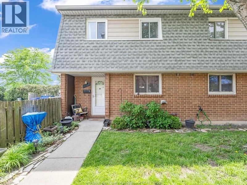 6701 Rose-ville Garden Drive, Windsor, Ontario, N8T1J3, Windsor, Ontario — photo 1 of 5