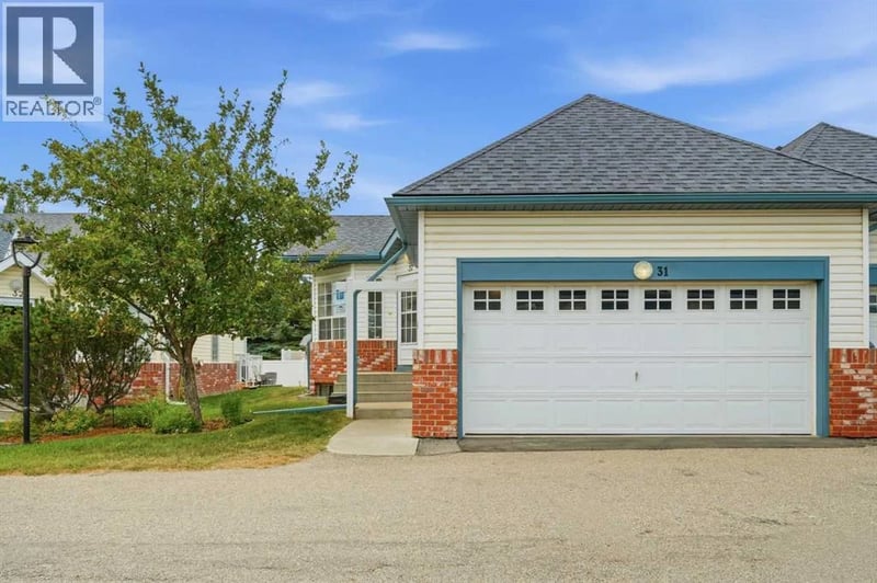 12 Woodside Rise Northwest, Airdrie, Alberta, T4B2L3, Airdrie, Alberta — photo 1 of 5