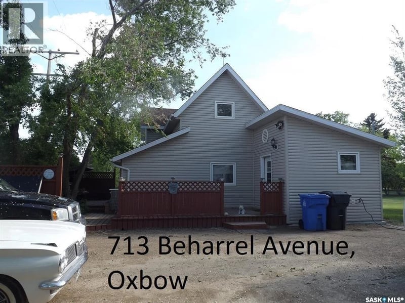 713 Beharrel STREET, Oxbow, Saskatchewan, S0C2B0, Oxbow, Saskatchewan — photo 1 of 5