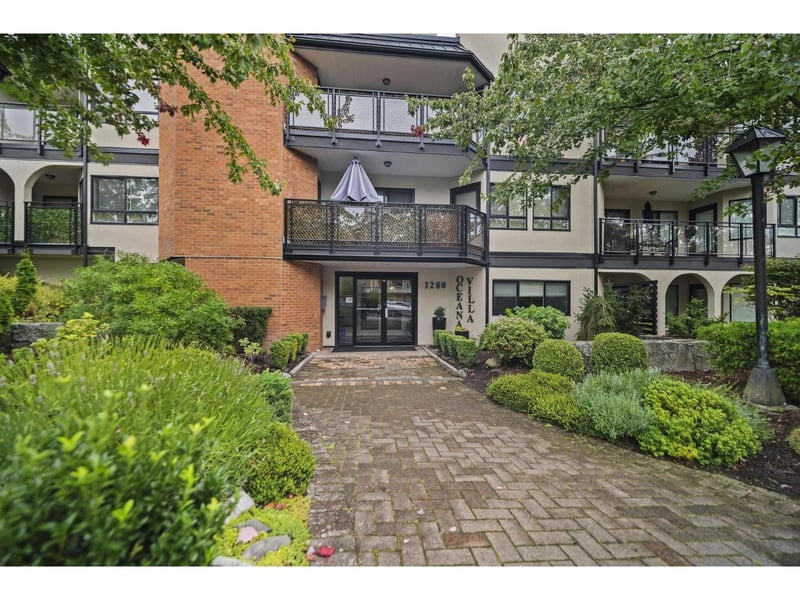 #310 1280 FIR Street, White Rock, British Columbia, V4B4B1, White Rock, British Columbia — photo 1 of 5