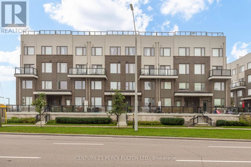 #318 1460 Whites Road, Pickering (Woodlands), Ontario, L1V0E8, Pickering (Woodlands), Ontario — photo 1 of 5